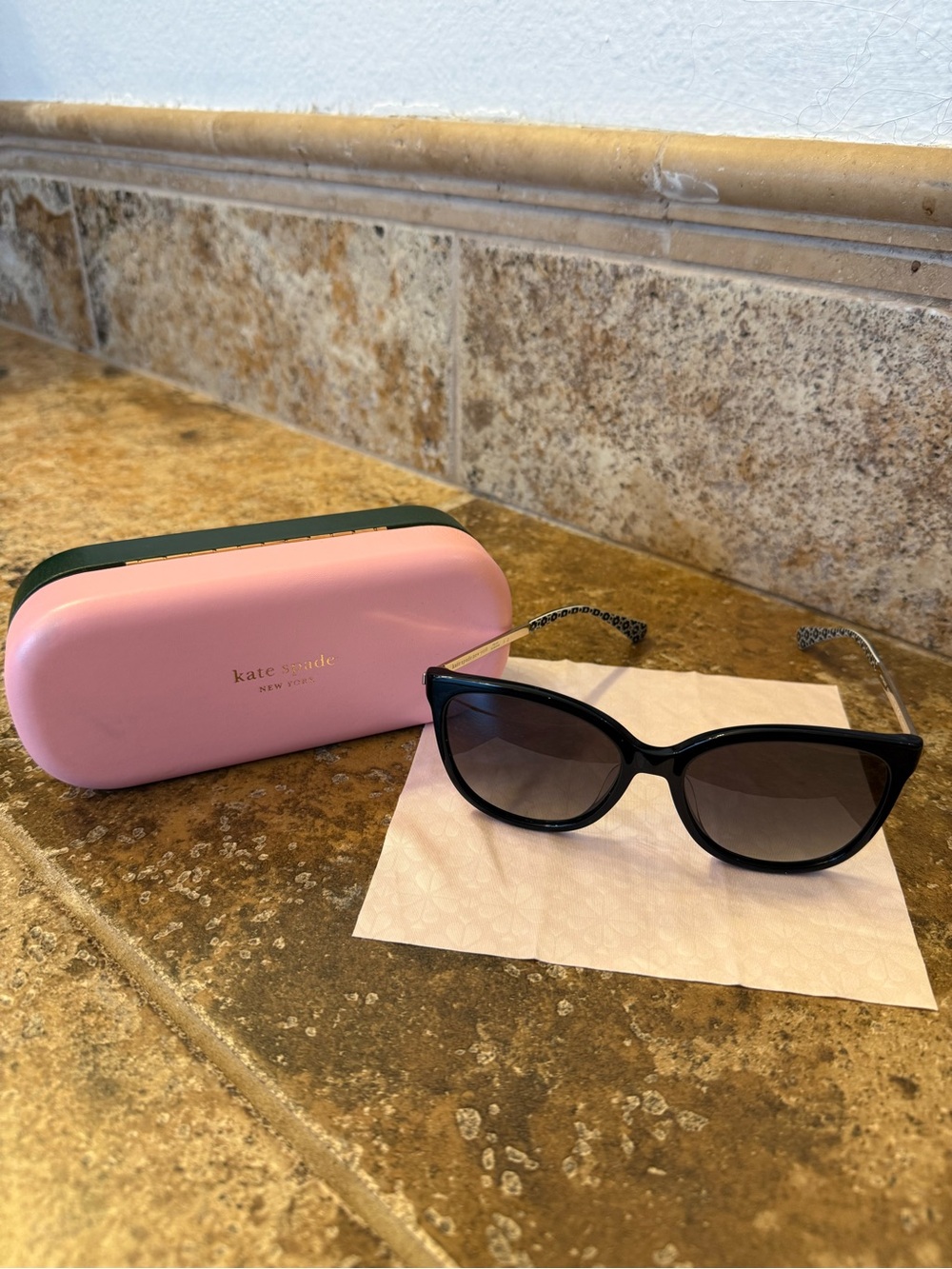 kate spade Britton Black Cat-Eye Sunglasses with Pink Case
